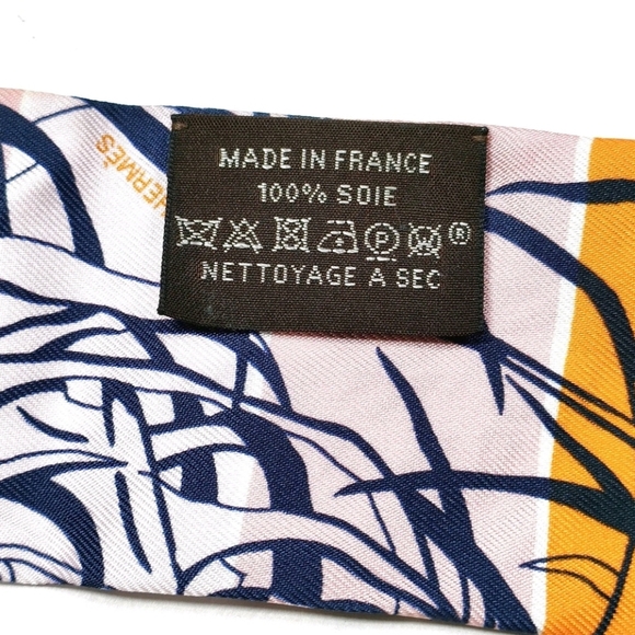 Hermès Orange and Multicolor Leopard Print Twilly - Picture 8 of 11